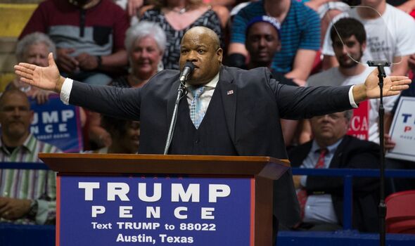 Pastor Mark Burns